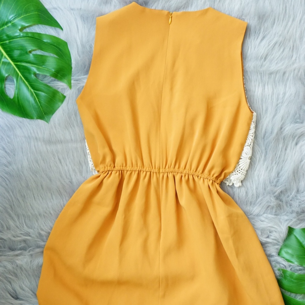 Dress 🧡 - Picture 2 of 4